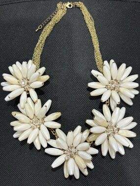 White Cream Floral Statement Necklace